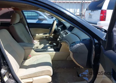 2011 Honda Accord Sdn 2.4 Lx-P from USA, damaged, VIN 1HGCP2F40BA051771